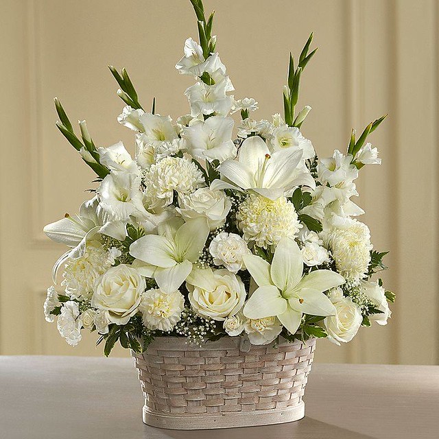 Cesta de condolencias blanca - Product image