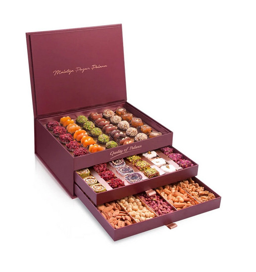 Mixed Turkish delight and nuts - Gallery image