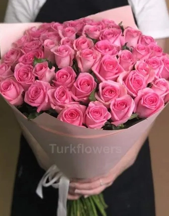 51-pink-roses-bouquet