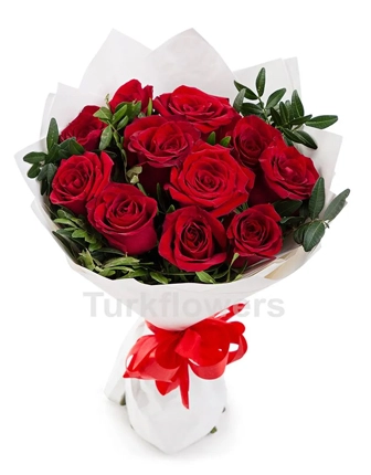 11-red-roses