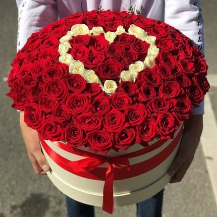 Eternal Love 101 Roses in Heart Design - Bilecik