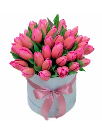 35-pink-tulips-in-box